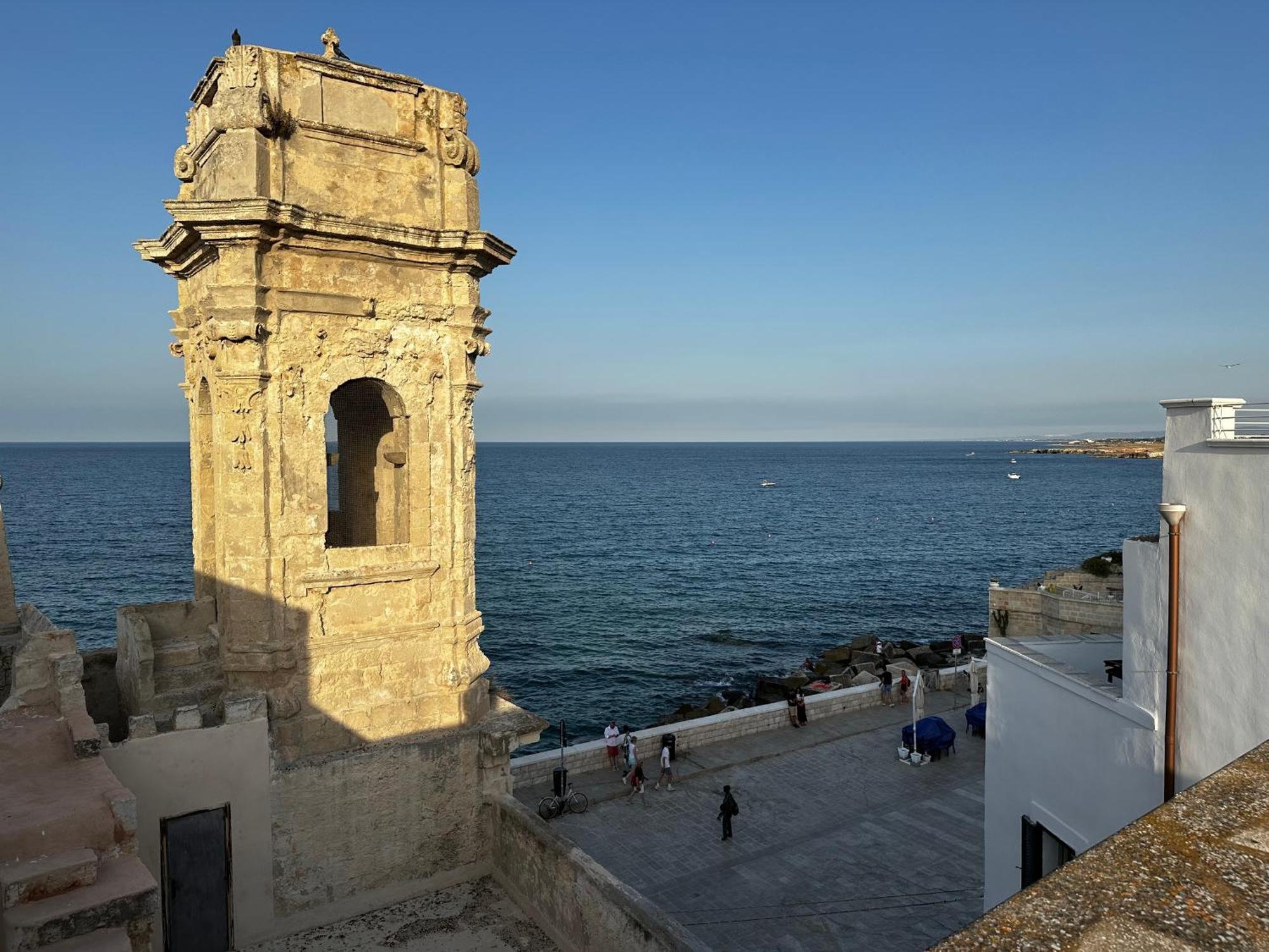Casa Vacanze San Salvatore Centro Storico Monopoli Esterno foto