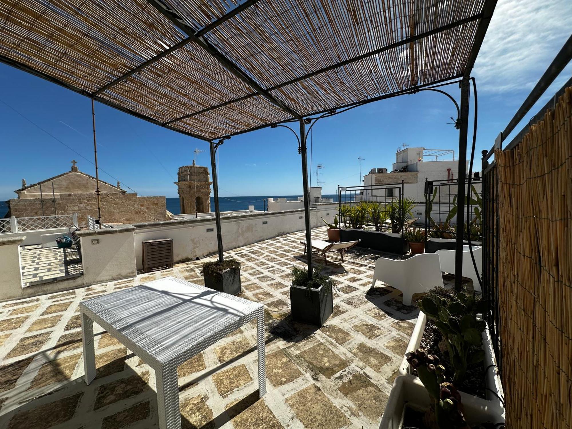 Casa Vacanze San Salvatore Centro Storico Monopoli Esterno foto